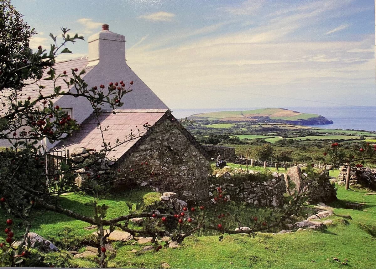 Bryn Cottage, a Christian holiday cottage in Pembrokeshire, near Newport and Carn Ingli